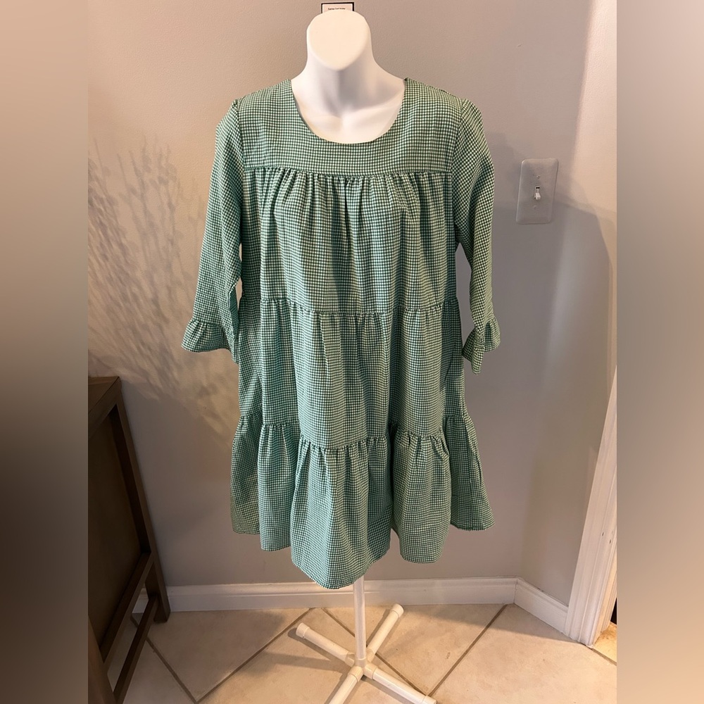 Compania Cute spring/ summer dress . Green white gingham check